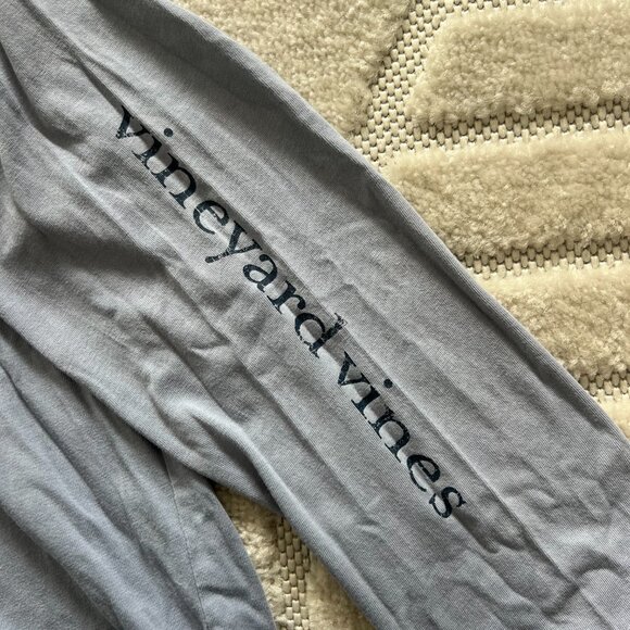 Women's Vineyard Vines Light Blue Long Sleeve T-Shirt with Pocket, in size XL - Picture 4 of 6